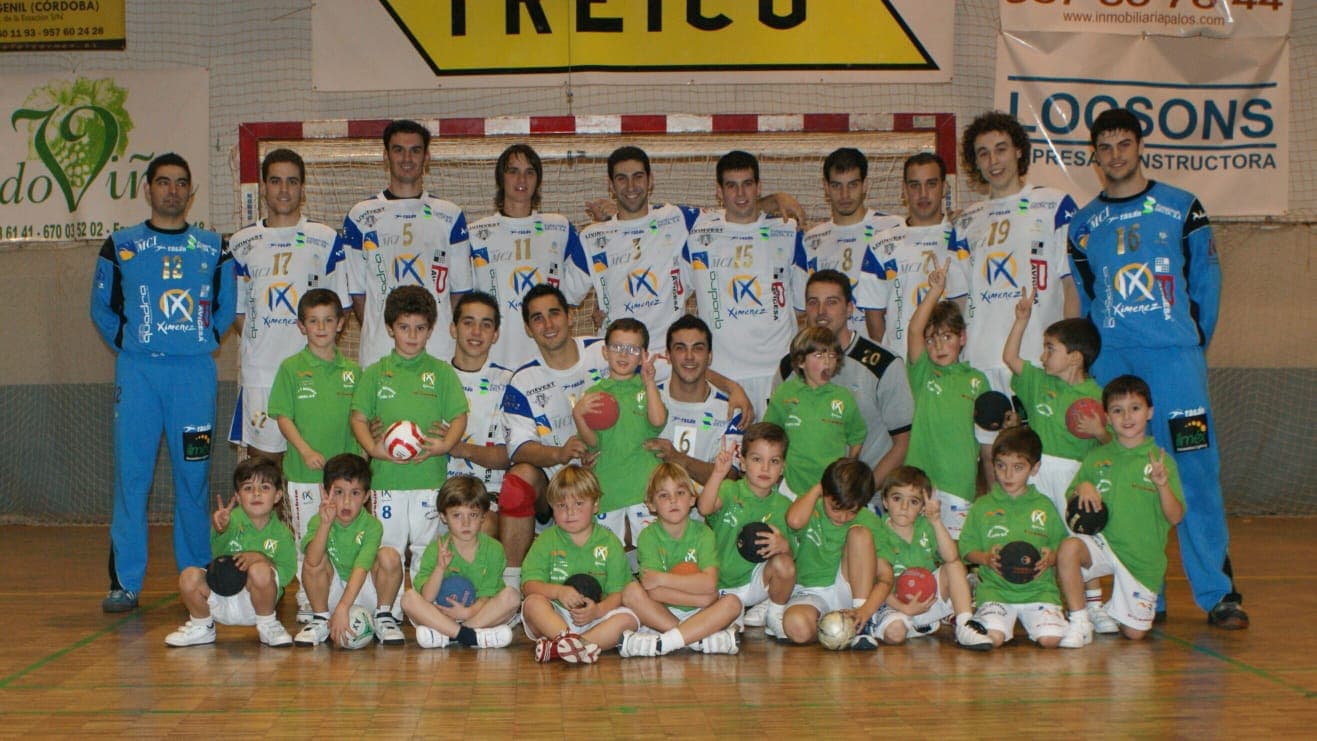 Foto histórica del Club Balonmano Cajasol Ángel Ximénez Puente Genil