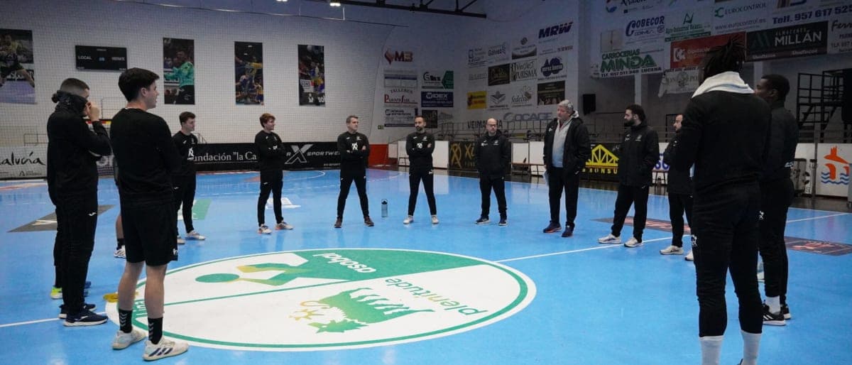 EQUIPO ASOBAL: La plantilla arranca su pretemporada invernal