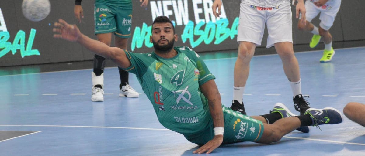 LIGA PLENITUDE ASOBAL: El Ángel Ximénez se estrena en liga sumando un punto de oro ante Ademar (23-23)