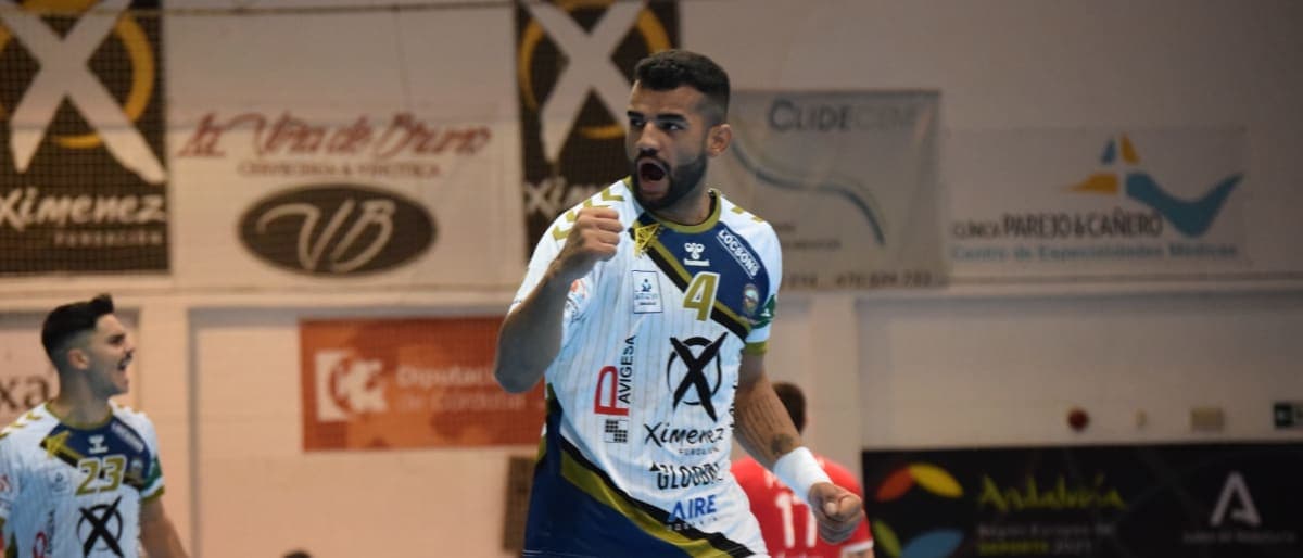 COMUNICADO OFICIAL: El pivote brasileño Márcio Silva firma su renovación y confirma su presencia en la décima temporada de Ángel Ximénez en ASOBAL