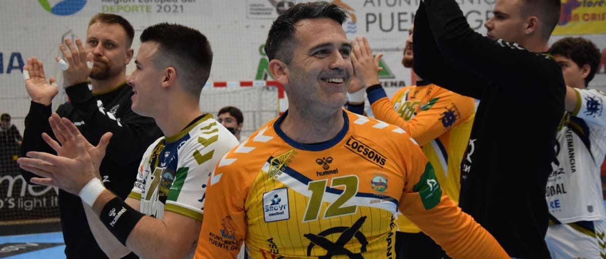 COMUNICADO OFICIAL: El segundo capitán Álvaro De Hita vivirá su novena temporada en Ángel Ximénez