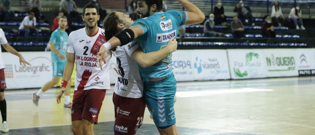 LIGA SACYR ASOBAL: El Ángel Ximénez ofrece un gran partido a pesar de la derrota ante Logroño (27-23)