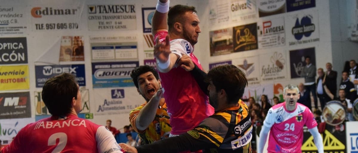 COMUNICADO OFICIAL: El lateral zurdo Mihajlo Mitic, quinto fichaje del equipo ASOBAL para el próximo curso