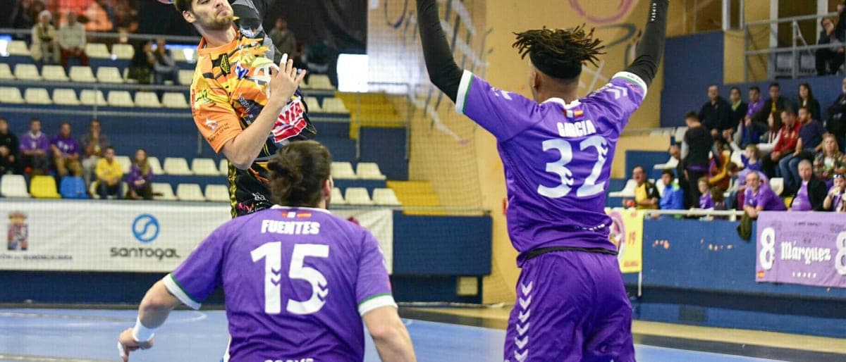 LIGA ASOBAL: El Ximénez – AVIA logra un valioso punto en Guadalajara (32-32)