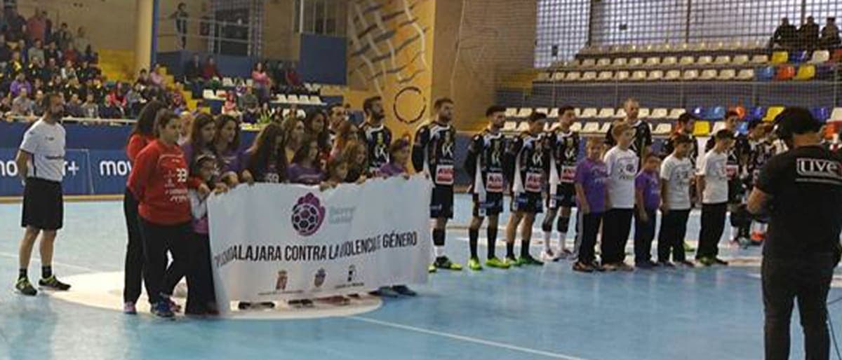 Mal partido del Ángel Ximénez – AVIA frente al Quabit BM Guadalajara (35-26)