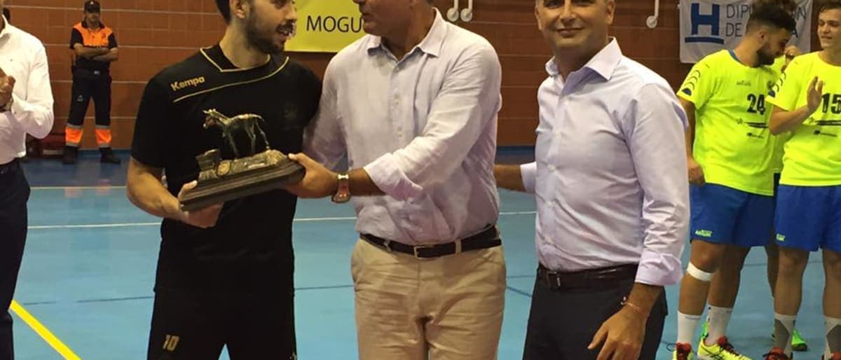 CINCO DE CINCO, ÁNGEL XIMÉNEZ GANA EL TROFEO CIUDAD DE MOGUER