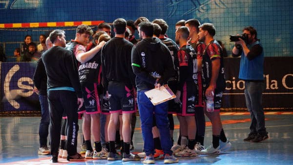 LIGA NEXUS ENERGÍA ASOBAL: El Cajasol Ángel Ximénez afronta un duelo directo con Caserío Ciudad Real