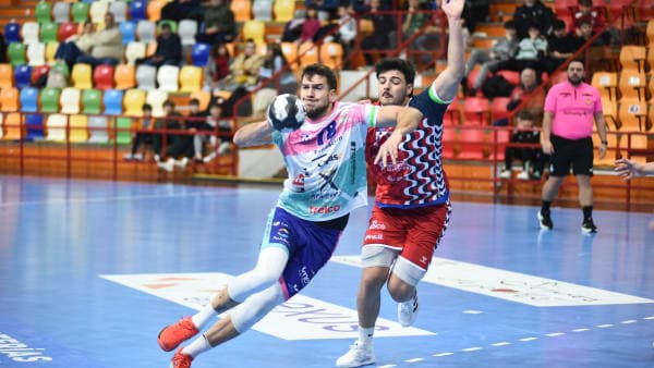 PRETEMPORADA: El Cajasol Ángel Ximénez resuelve con nota sus compromisos amistosos de enero
