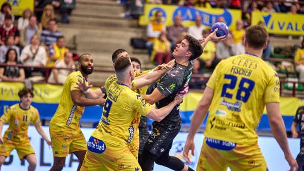 LIGA PLENITUDE: El Ángel Ximénez muere en la orilla en el tramo final (28-25)