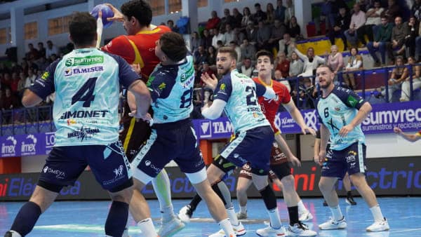 LIGA PLENITUDE: El Ángel Ximénez quiere sorprender a un invicto Valladolid en Huerta del Rey