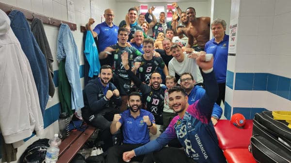 LIGA PLENITUDE: El Ángel Ximénez se otorga una victoria importantísima ante Benidorm (32-31)