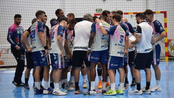 PRETEMPORADA: El Ángel Ximénez disputa este fin de semana el Trofeo Internacional Ciudad de Moguer