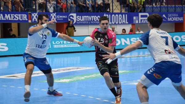 LIGA PLENITUDE: Al Ángel Ximénez se le sigue resistiendo la permanencia matemática (25-28)
