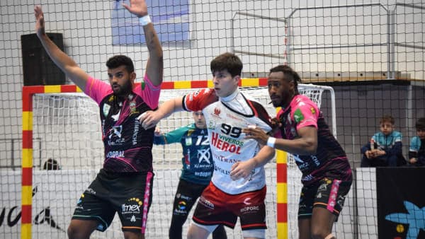 LIGA PLENITUDE: Nava también se llevó los puntos del Alcalde Miguel Salas (28-32)