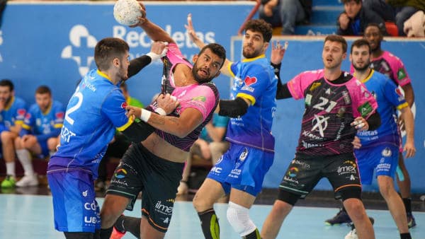 LIGA PLENITUDE: El Ángel Ximénez cae con honor en Huerta del Rey (26-21)