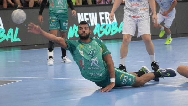 LIGA PLENITUDE ASOBAL: El Ángel Ximénez se estrena en liga sumando un punto de oro ante Ademar (23-23)