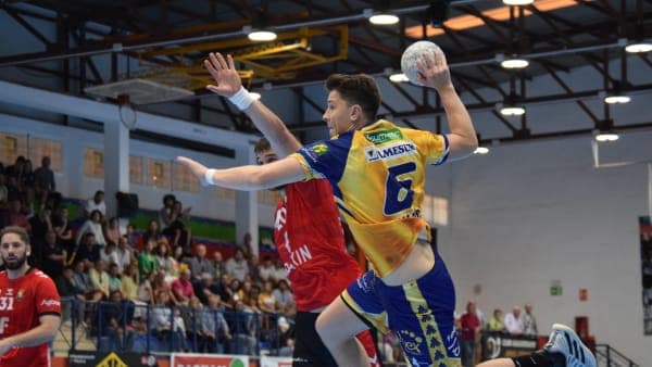 LIGA PLENITUDE ASOBAL: El Ángel Ximénez planta cara a un Granollers que se llevó el duelo en el tramo final (27-31)