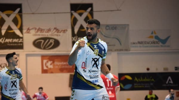 COMUNICADO OFICIAL: El pivote brasileño Márcio Silva firma su renovación y confirma su presencia en la décima temporada de Ángel Ximénez en ASOBAL