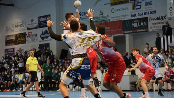 LIGA SACYR ASOBAL: El Ángel Ximénez cae ante Incarlopsa Cuenca en un Alcalde Miguel Salas a rebosar (31-35)
