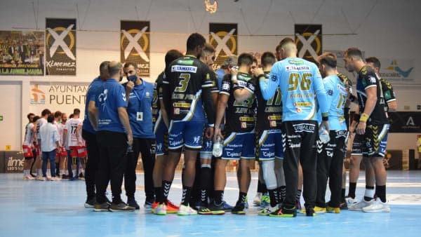 LIGA SACYR ASOBAL: El Ángel Ximénez retoma la competición visitando a un imparable Frigoríficos Morrazo