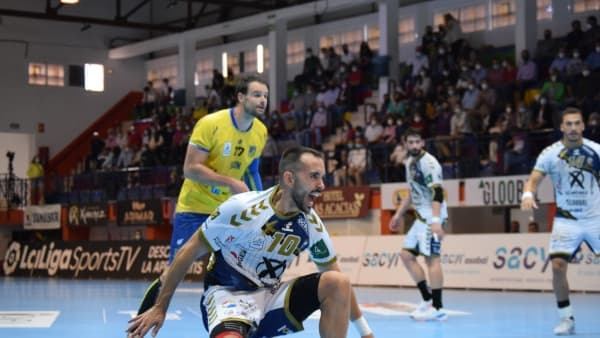 LIGA SACYR ASOBAL: El Ángel Ximénez vuelve a caer en casa ante Bidasoa Irun (29-36)