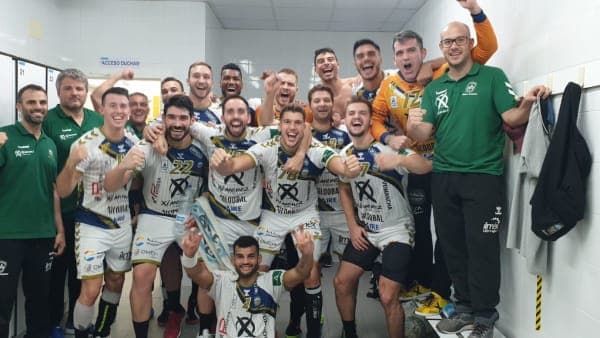 LIGA SACYR ASOBAL: El Ángel Ximénez se muestra imbatible ante Recoletas Atlético Valladolid (29-32)
