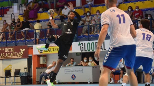 PRETEMPORADA: El Ángel Ximénez hace pleno en sus compromisos amistosos ante Córdoba BM y por partida doble sobre Chartres MHB