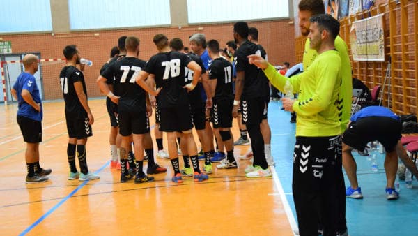 PRETEMPORADA: El equipo ASOBAL afronta dos días de intenso balonmano con el estreno de la pista del Miguel Salas