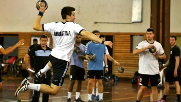COMUNICADO OFICIAL: El extremo derecho Sean Corning, segundo refuerzo del equipo ASOBAL para el nuevo curso