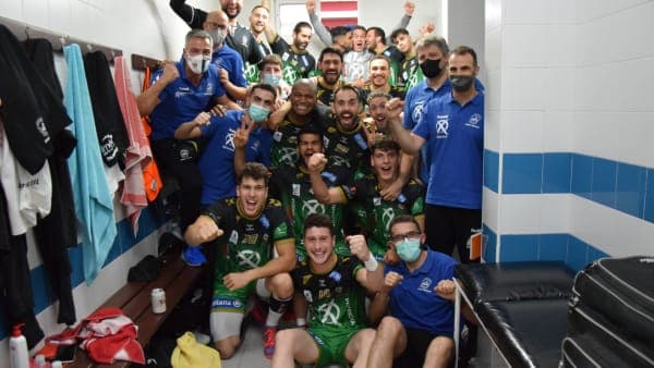 LIGA SACYR ASOBAL: El Ángel Ximénez se despide de su afición con triunfo sobre BM Benidorm (36-32)