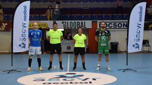 LIGA SACYR ASOBAL: Ángel Ximénez y Recoletas Atlético Valladolid se reparten los puntos en el Miguel Salas (30-30)