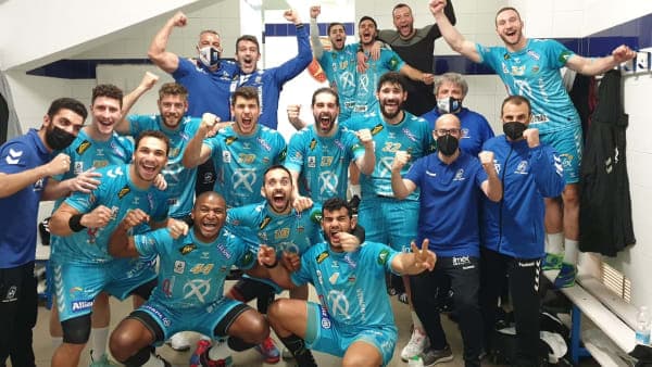 LIGA SACYR ASOBAL: ¡Histórico triunfo del Ángel Ximénez en León! (26-28)