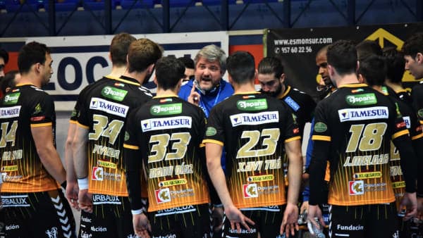 LIGA SACYR ASOBAL: Paco Bustos: «Cuenca tiene una gran plantilla y va a ser bastante complicado»