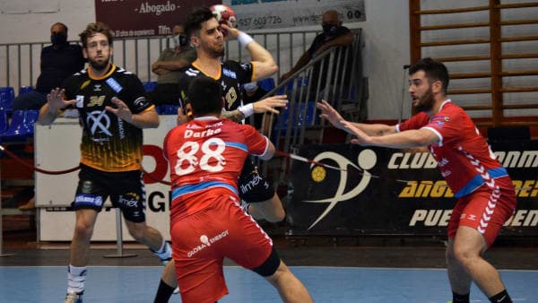 LIGA SACYR ASOBAL: El Ángel Ximénez afronta su segundo compromiso semanal con visita al Liberbank Cantabria Sinfín