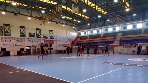 EQUIPO ASOBAL: El primer equipo retoma los entrenamientos tras finalizar la cuarentena
