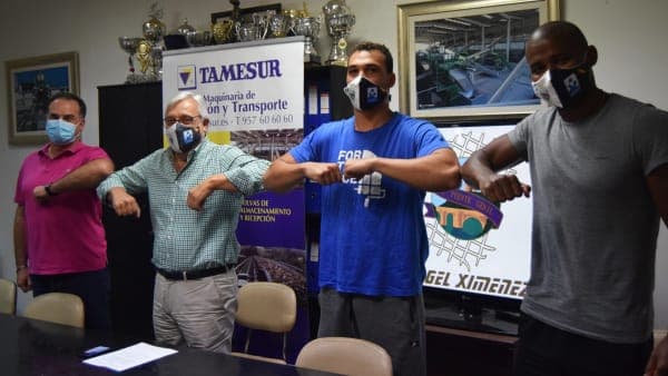 EQUIPO ASOBAL: La empresa Tamesur acoge la presentación de los jugadores Joao Da Silva y Anderson Mollino