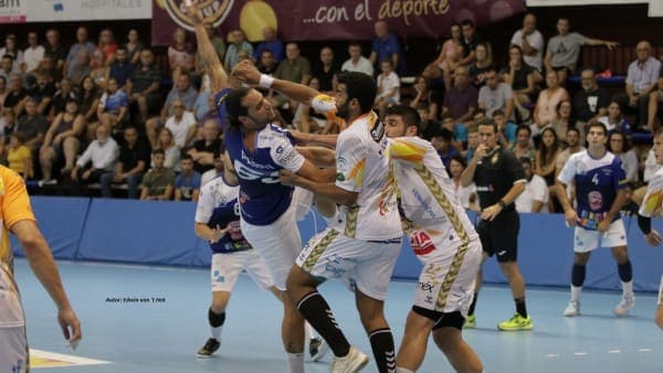 LIGA ASOBAL: El Ángel Ximénez – AVIA se queda sin puntuar por la mínima en Benidorm (31-30)