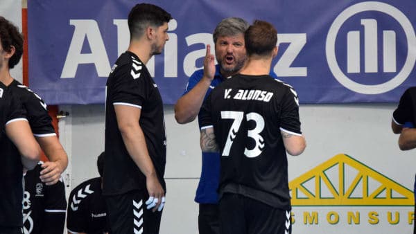 PRETEMPORADA: Paco Bustos: «Hemos ido de menos a más».