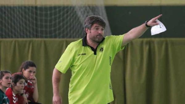 COMUNICADO OFICIAL: El técnico cordobés Paco Bustos, elegido como nuevo entrenador del Ángel Ximénez – AVIA