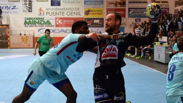 El «Partido de la Jornada» se vive en el Alcalde Miguel Salas con la llegada del Barça Lassa