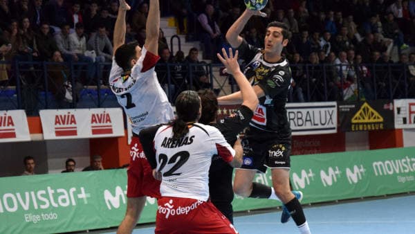 El Ángel Ximénez – AVIA busca desquitarse en la complicada pista de Logroño