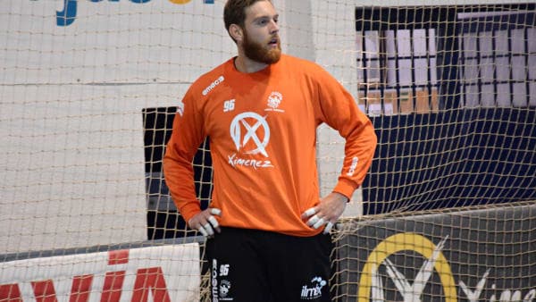 Adrian Lombès ya es oficialmente nuevo guardameta del Ximénez – AVIA