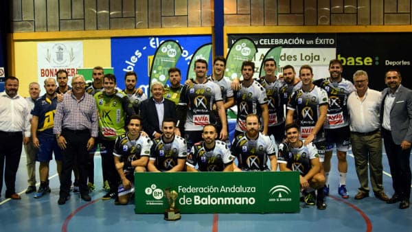El Ángel Ximénez – AVIA conquista su quinta Copa de Andalucía (25-24)