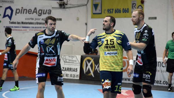 Duelo de rivales directos en Artaleku