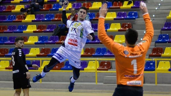 El Ximénez – AVIA desplegó su mejor juego en Antequera (21-31)