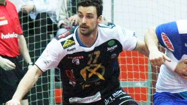 ÁNGEL PARAJA DEJA EL ÁNGEL XIMÉNEZ – AVIA