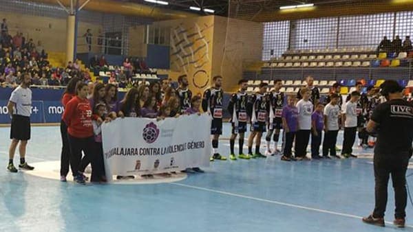 Mal partido del Ángel Ximénez – AVIA frente al Quabit BM Guadalajara (35-26)