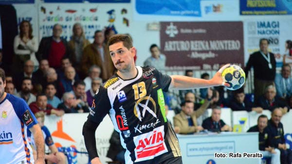 Impetuosa victoria del Ángel Ximénez – AVIA sobre Fraikin BM Granollers (31-28)