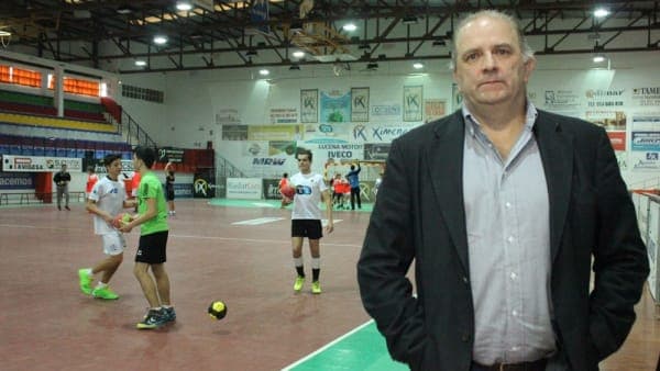 JAVIER CABANAS, NUEVO ENTRENADOR DEL ÁNGEL XIMÉNEZ