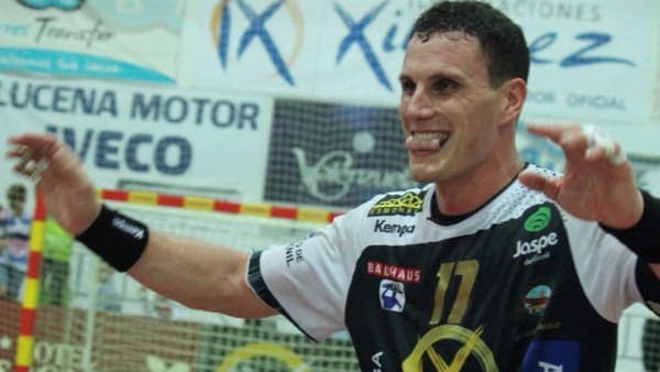VICTORIA IMPORTANTE DEL ANGEL XIMENEZ EN UN PARTIDO QUE TUVO DE TODO, JUEGO, CALIDAD Y EMOCION. QUE MAS SE PUEDE PEDIR